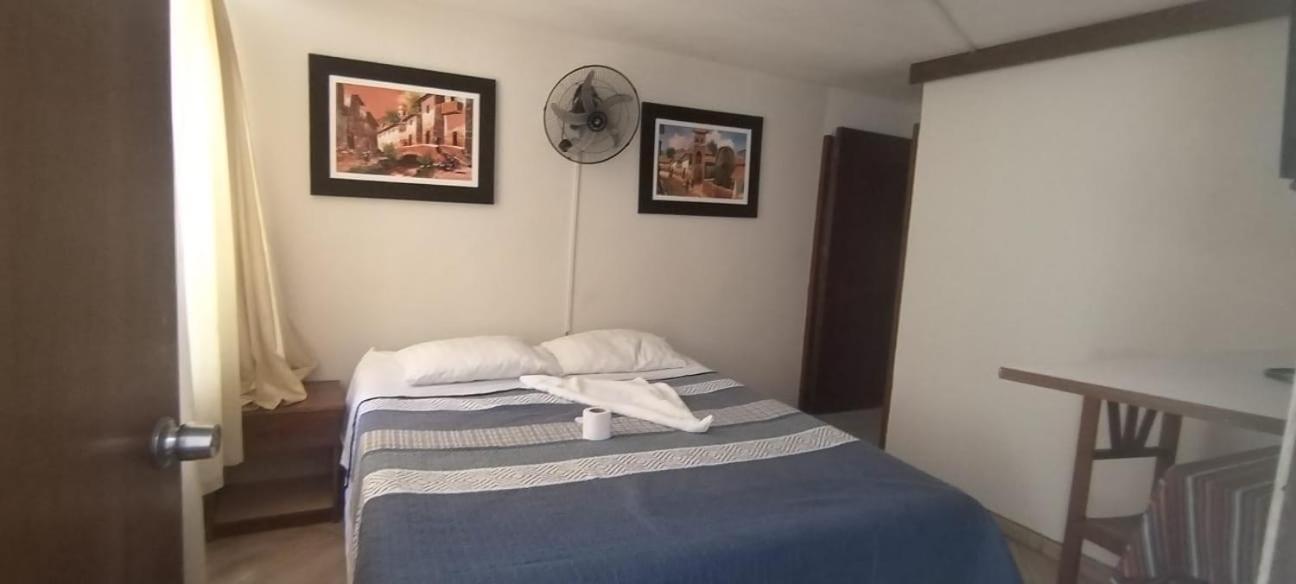 Hostal Turistico El Cajamarquez 리마 외부 사진